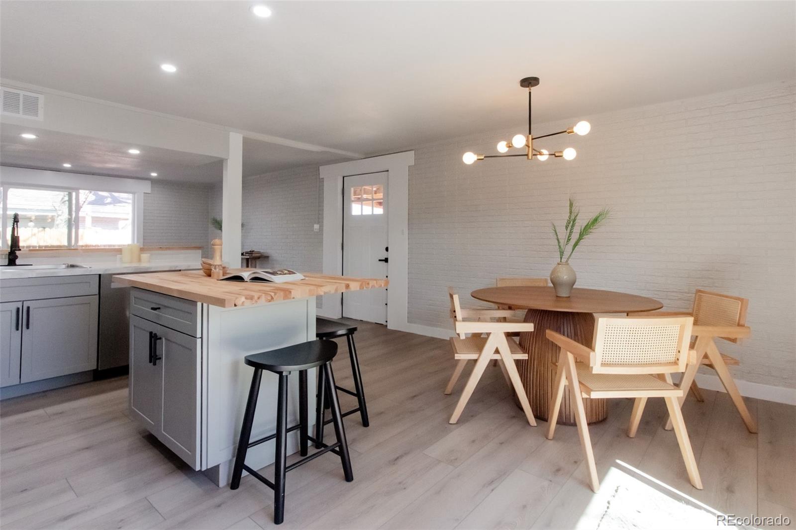 1020 stuart