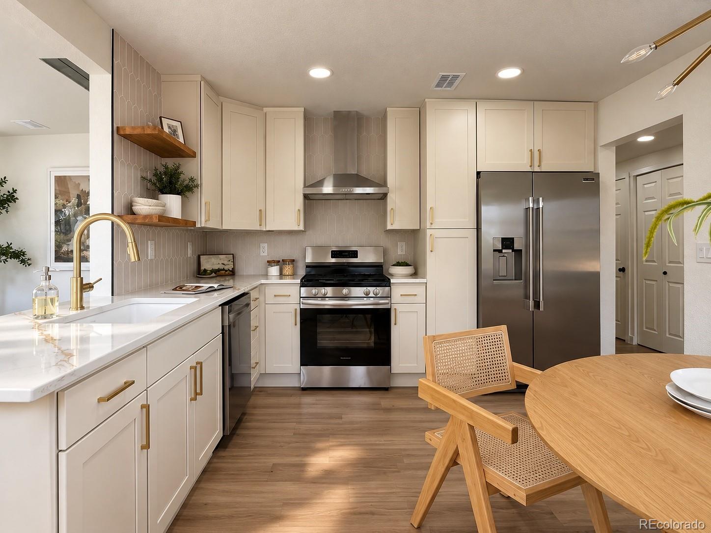 1505 W Alaska Place