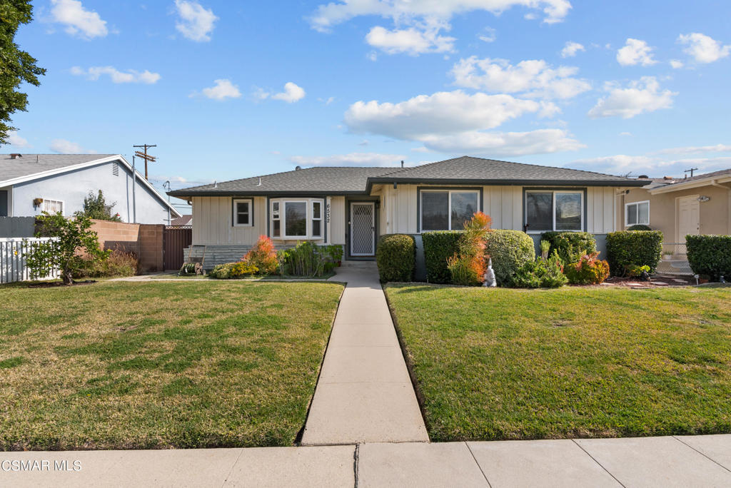 6532 Woodlake Avenue