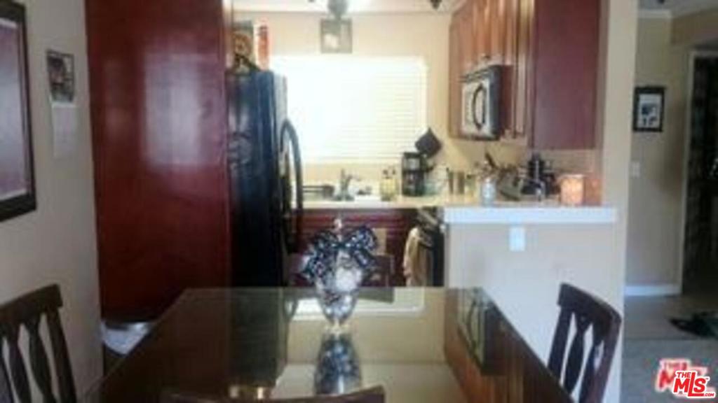5535 Canoga Avenue Unit: 211