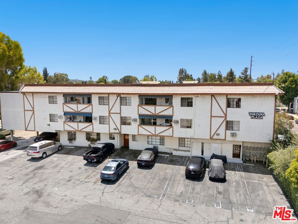 18530 Hatteras Street 115