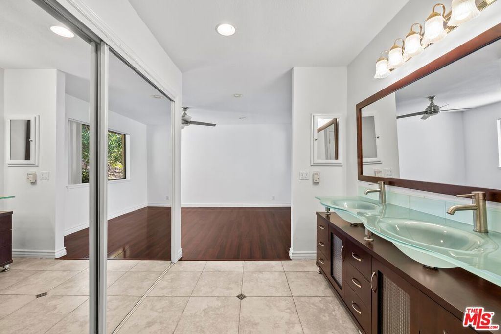 425 Vista Dorado Lane