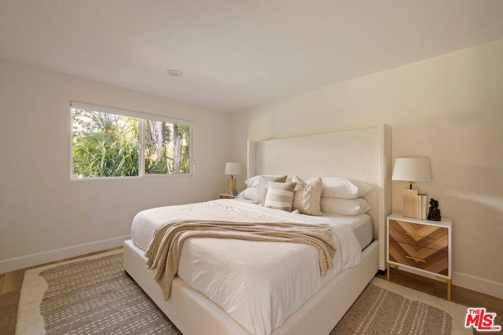 22910 Collins Street