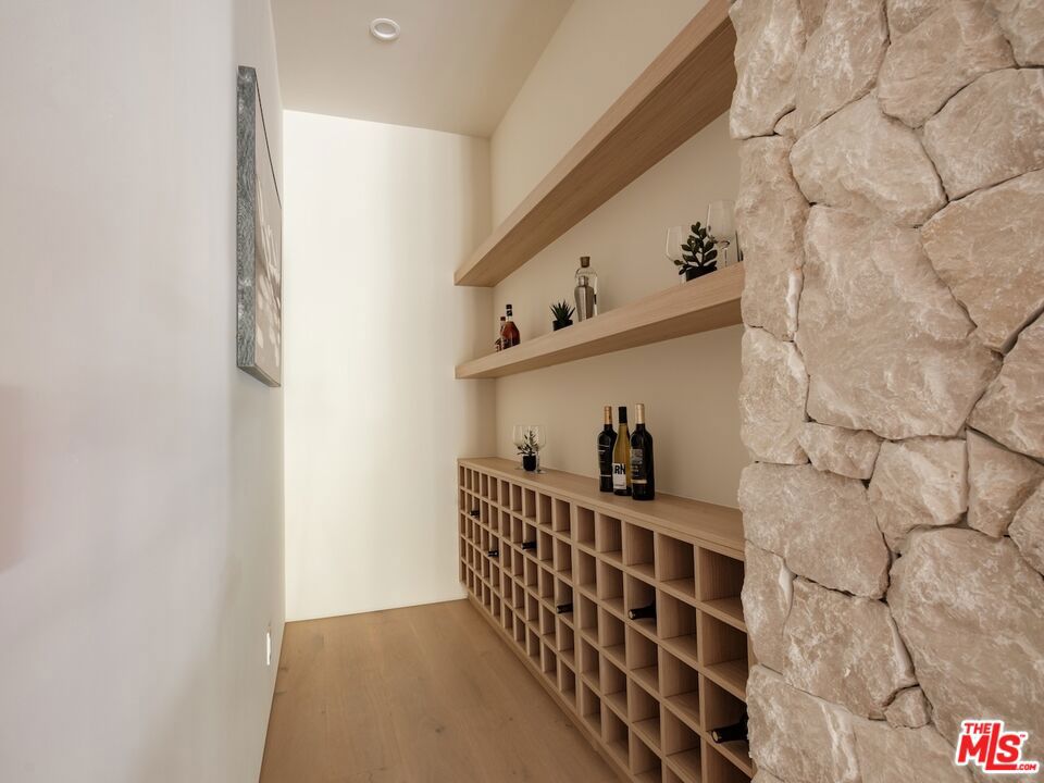 14647 Morrison Street