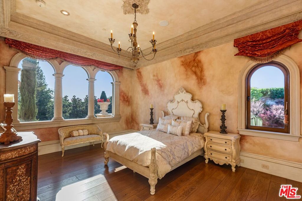 25305 Prado De La Felicidad