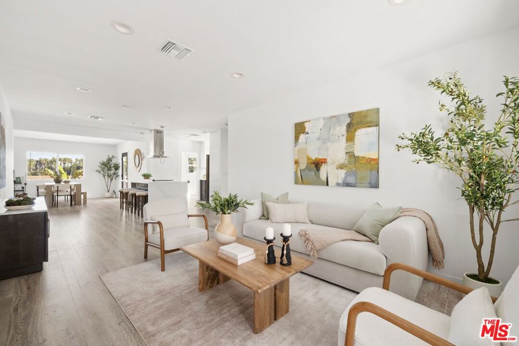 14647 Morrison Street