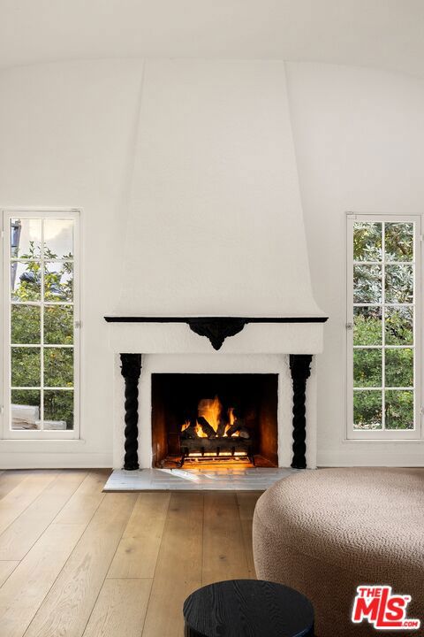 8061 Woodland Lane