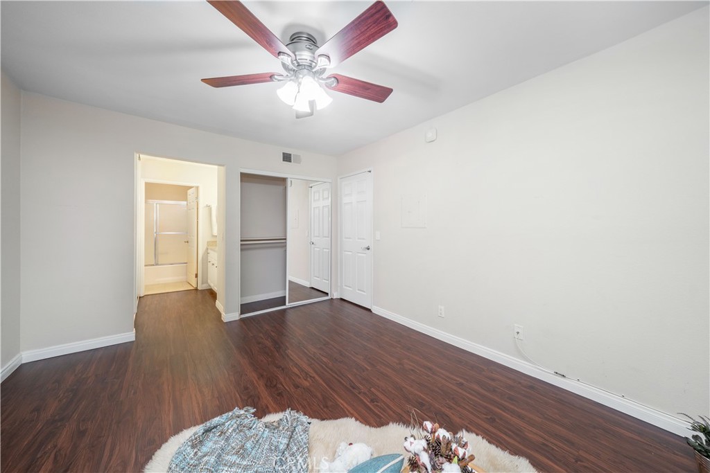 5535 Canoga Avenue 117