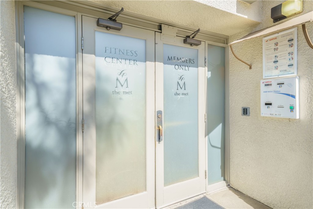 5535 Canoga Avenue 117