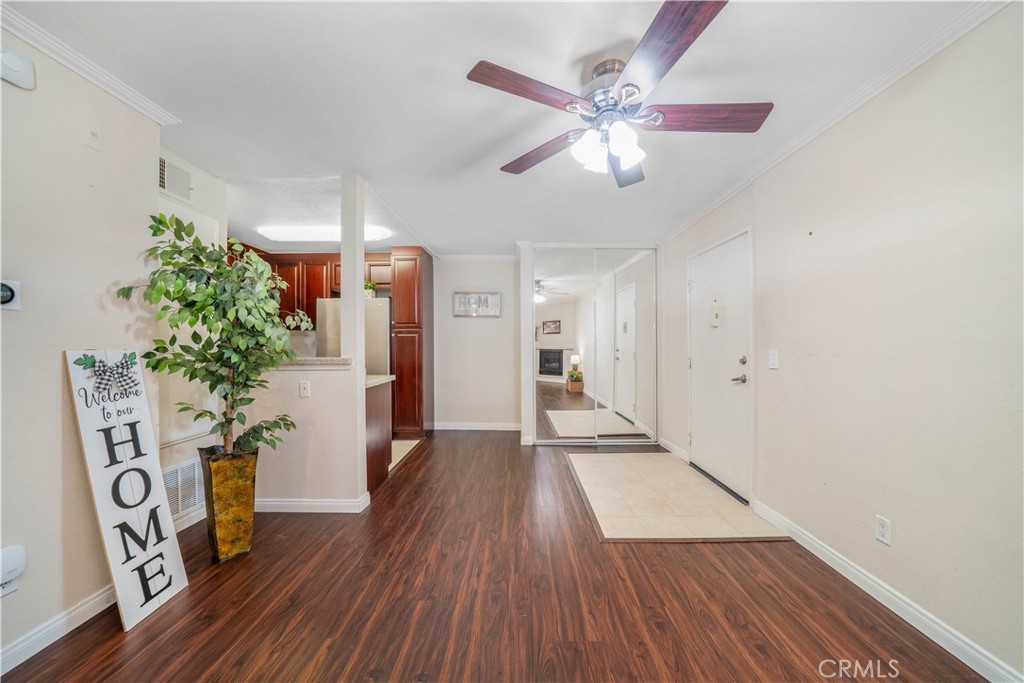 5535 Canoga Avenue 117