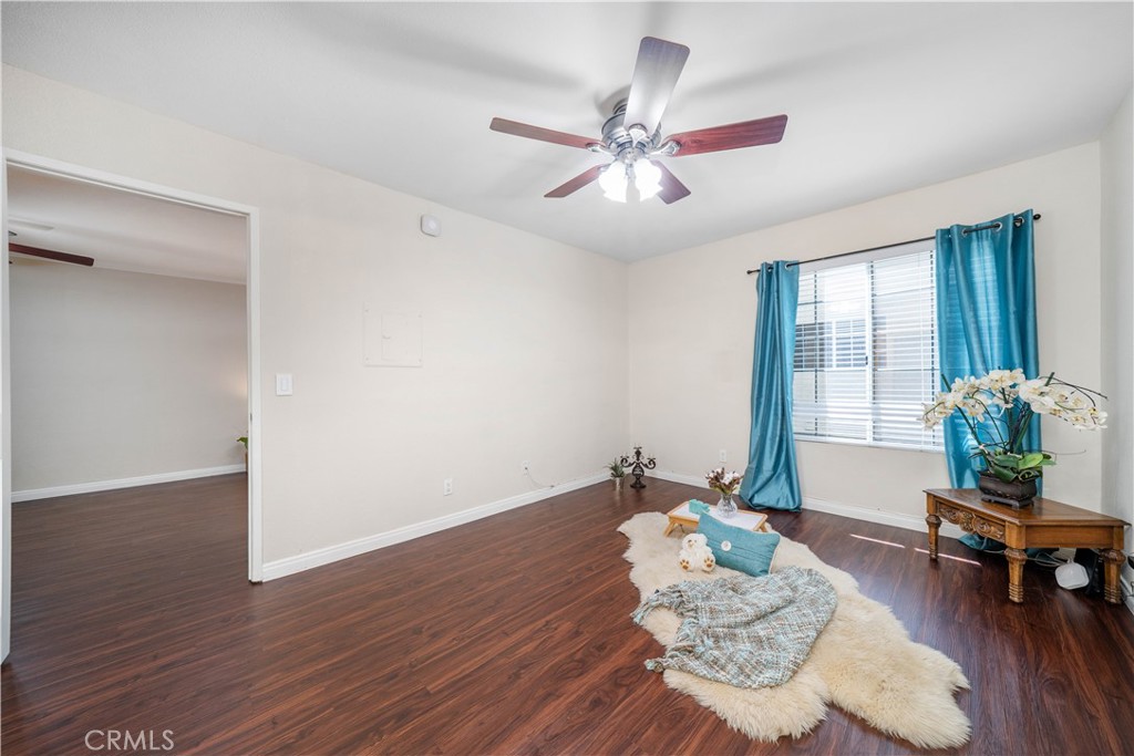5535 Canoga Avenue 117