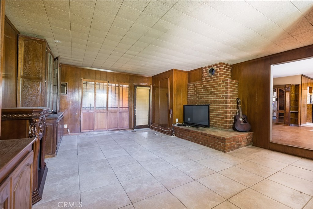 22717 Miranda Street