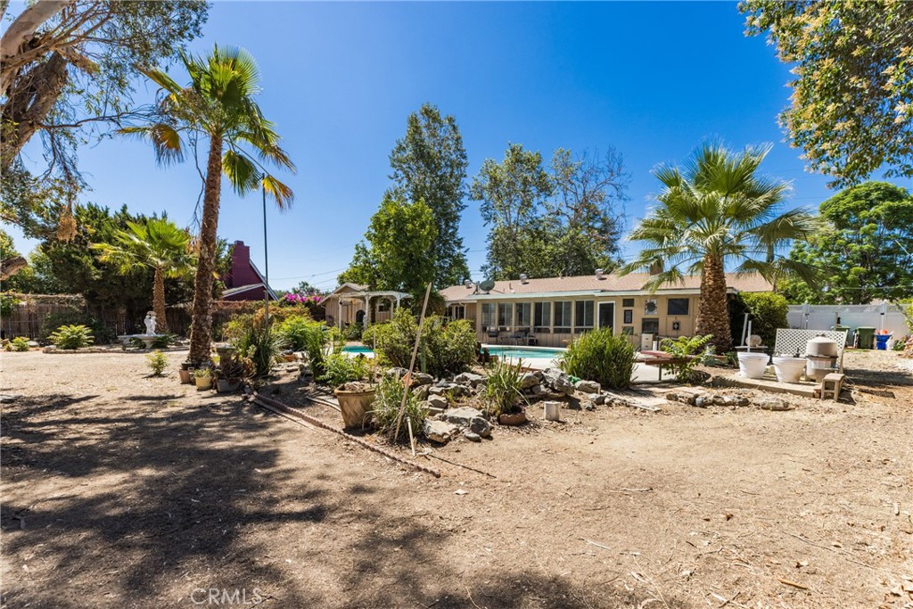 22717 Miranda Street