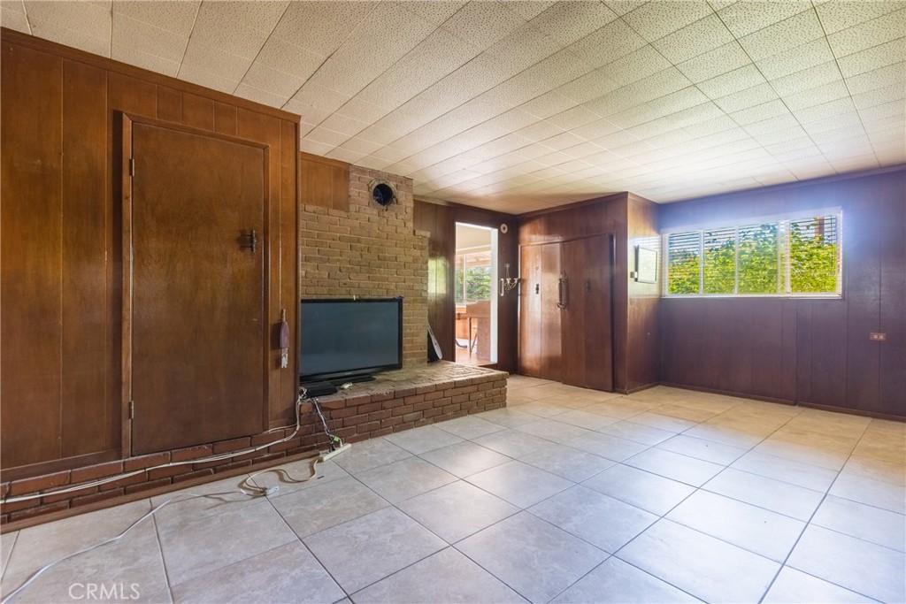 22717 Miranda Street