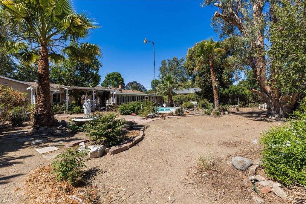 22717 Miranda Street