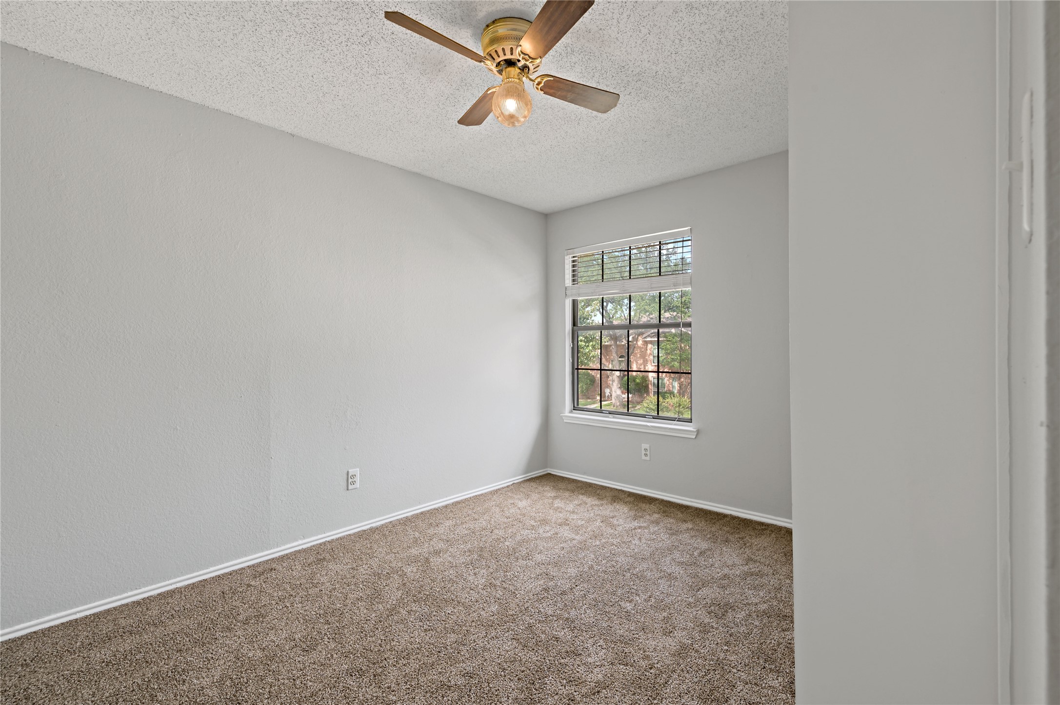 3800 Suffolk Lane