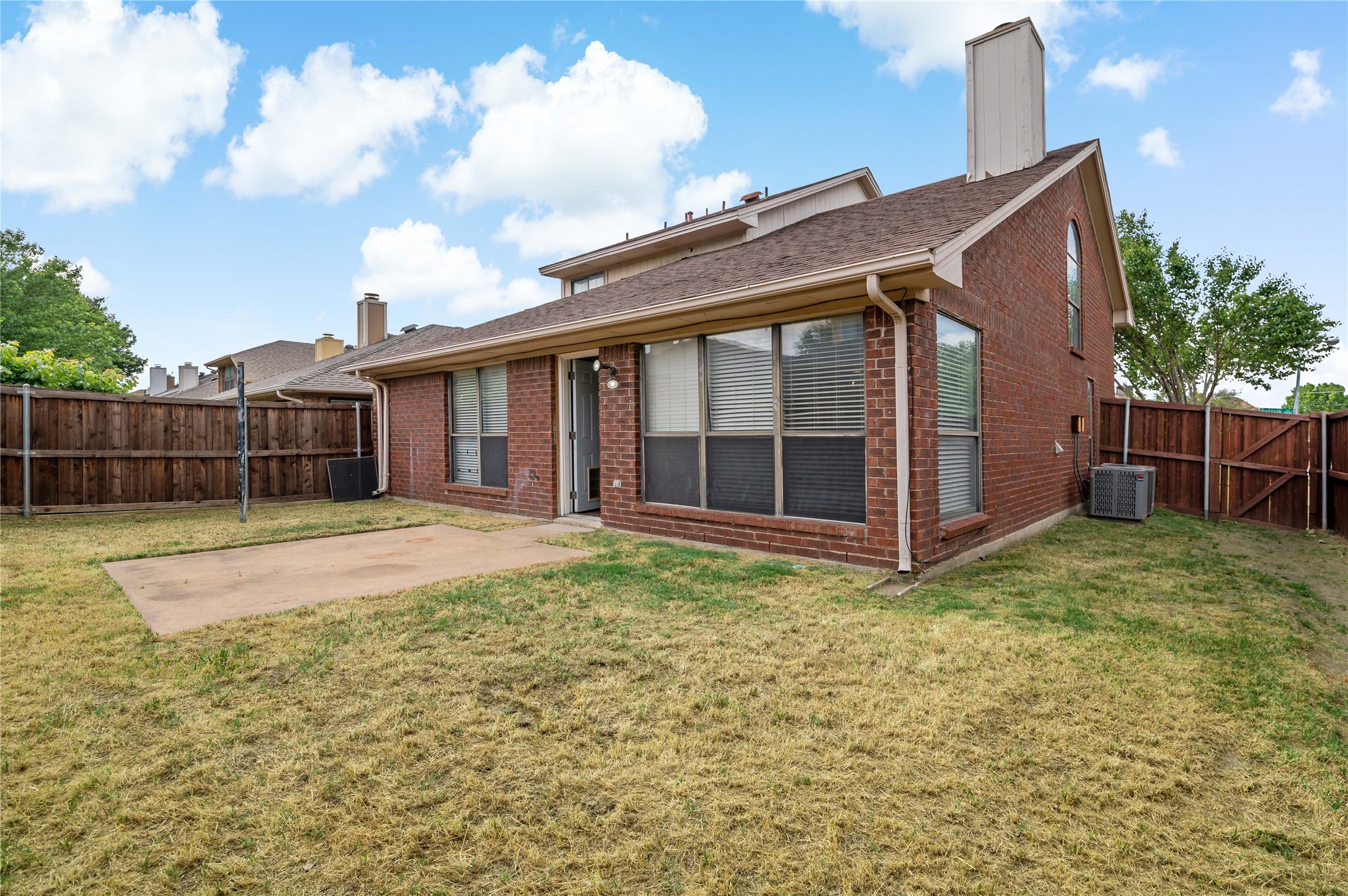 3800 Suffolk Lane