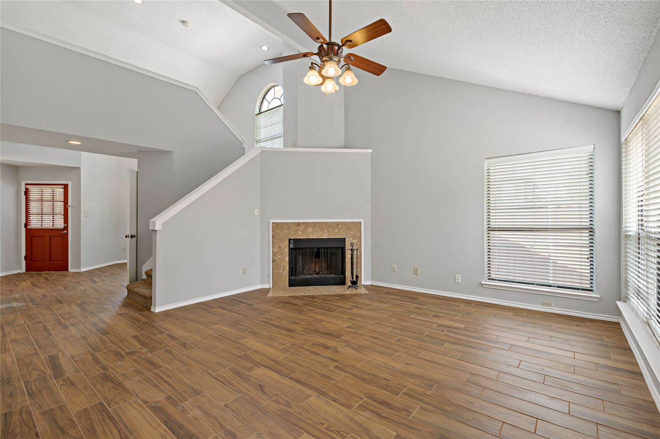 3800 Suffolk Lane