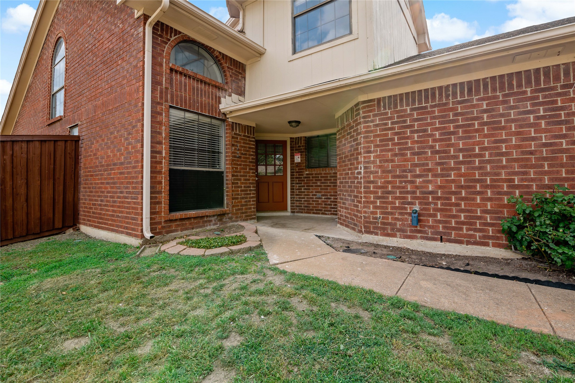 3800 Suffolk Lane