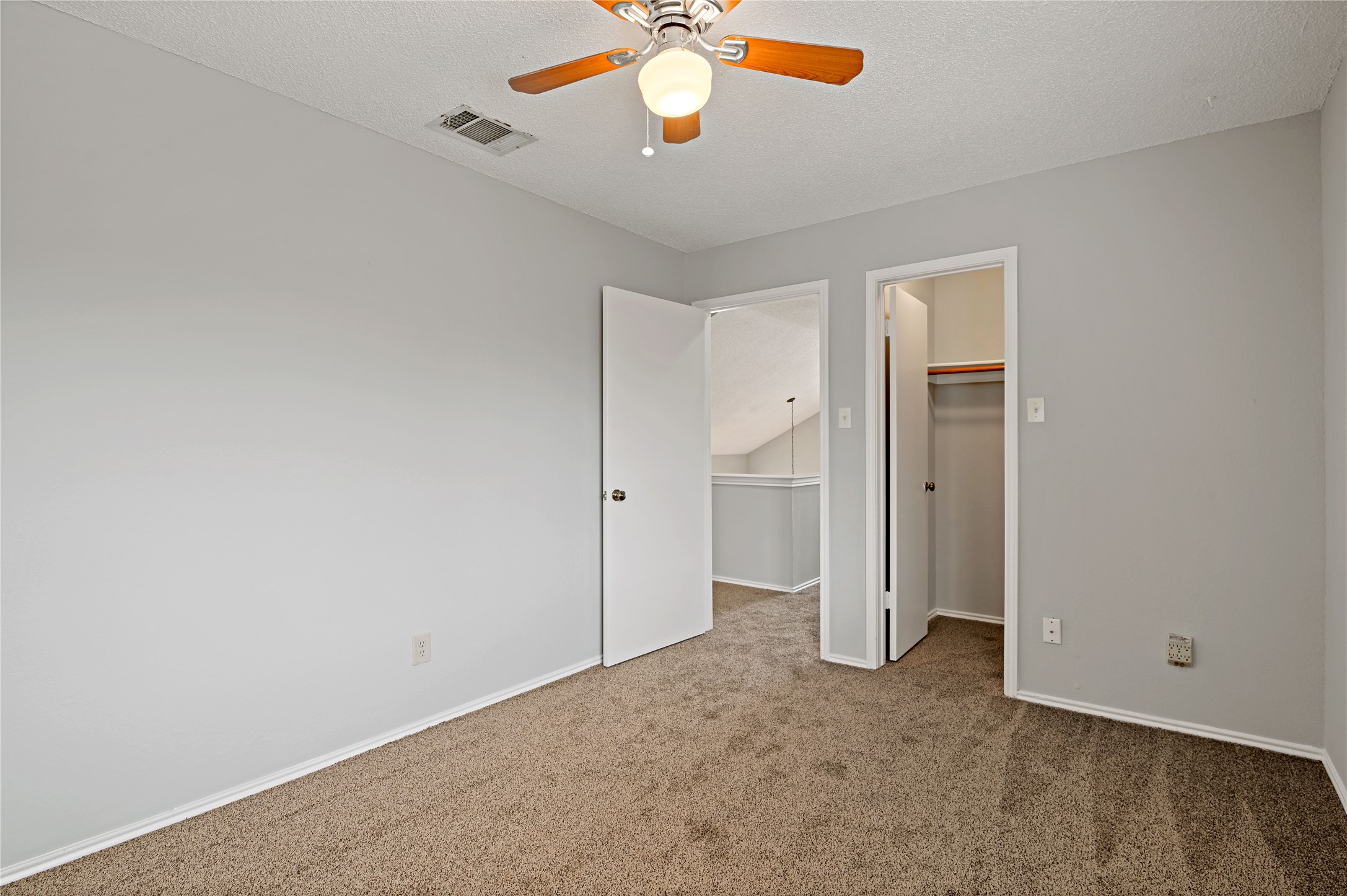 3800 Suffolk Lane