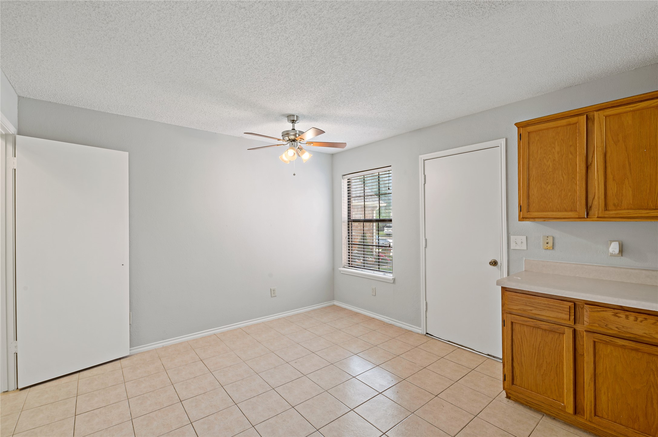 3800 Suffolk Lane