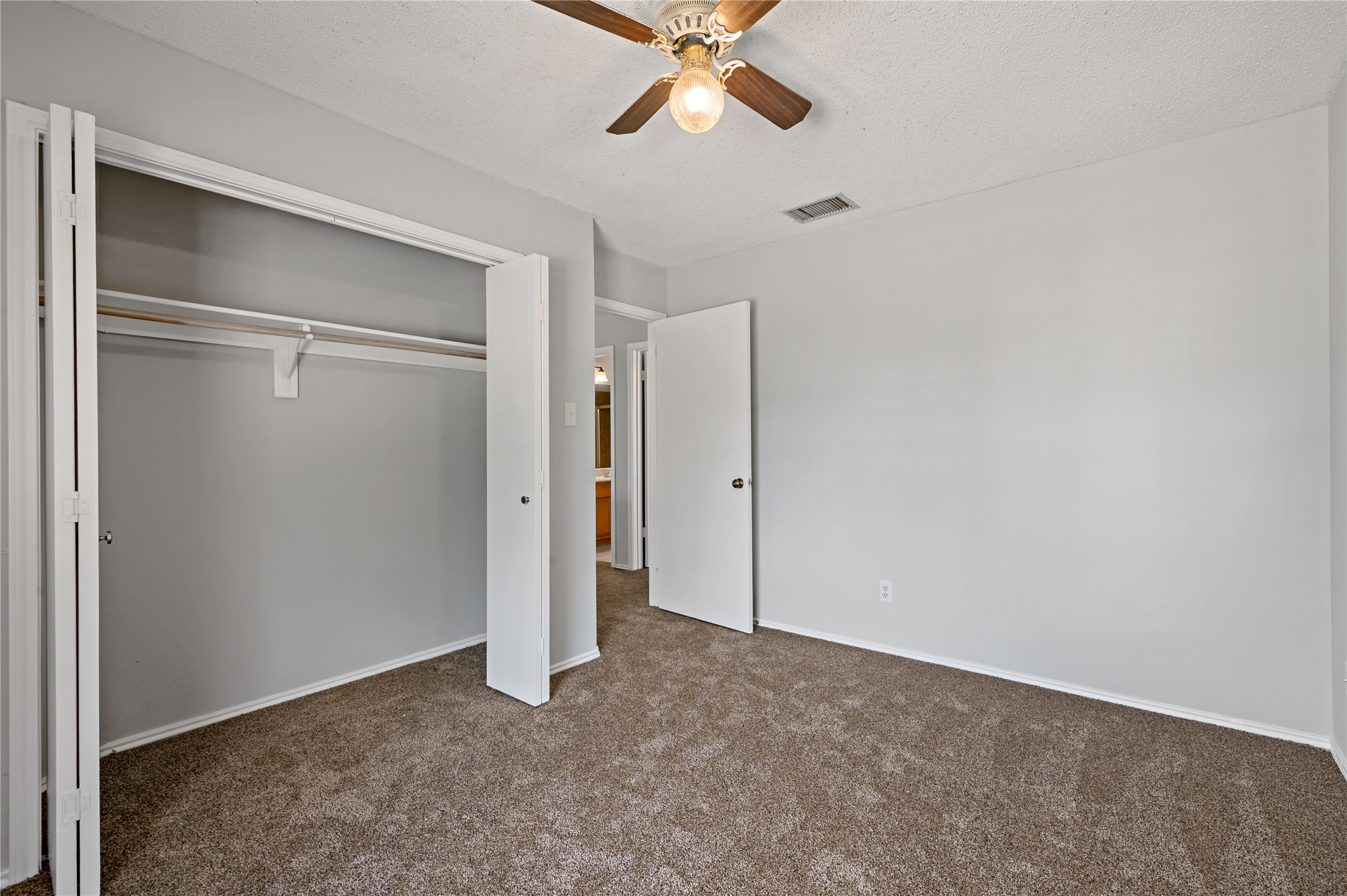 3800 Suffolk Lane