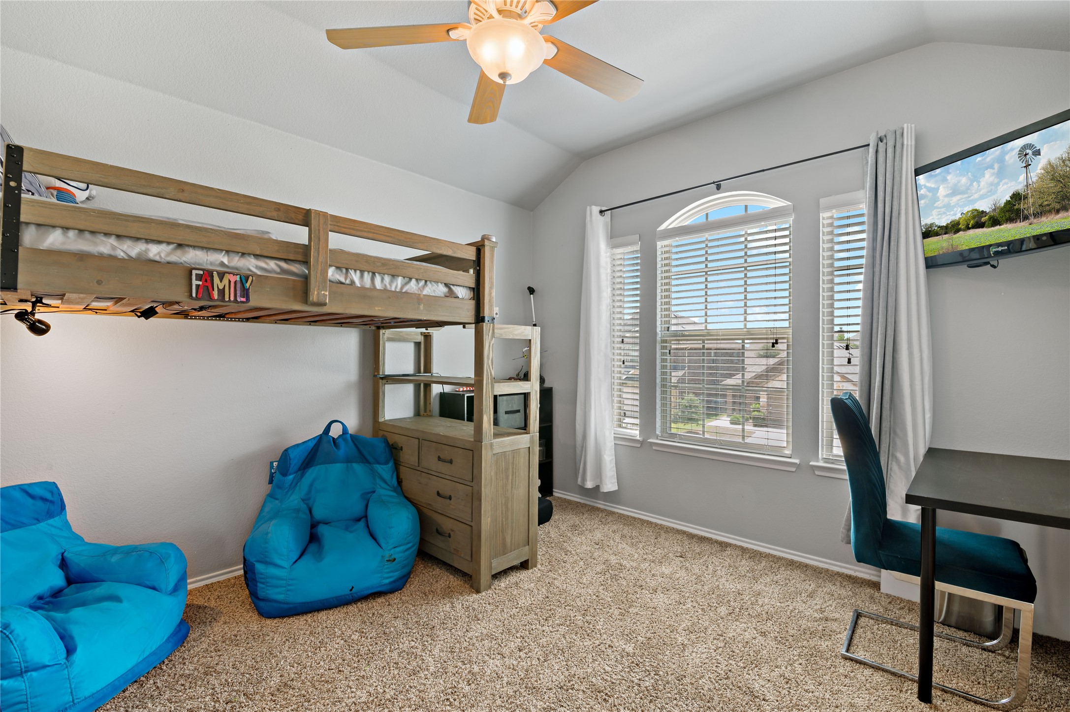 9912 Pronghorn Road
