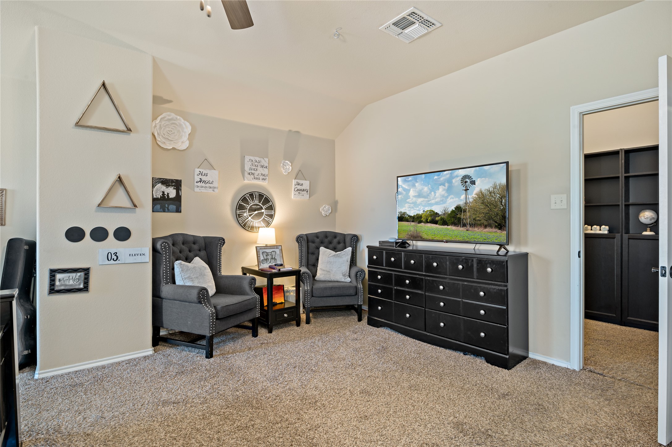 9912 Pronghorn Road
