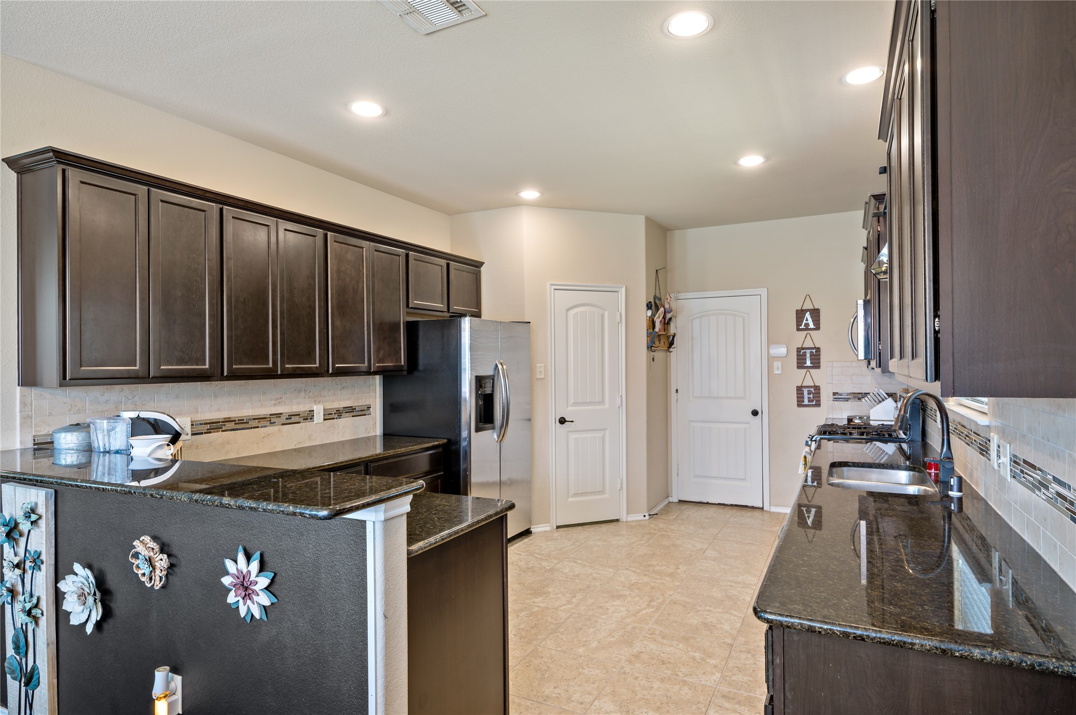 9912 Pronghorn Road
