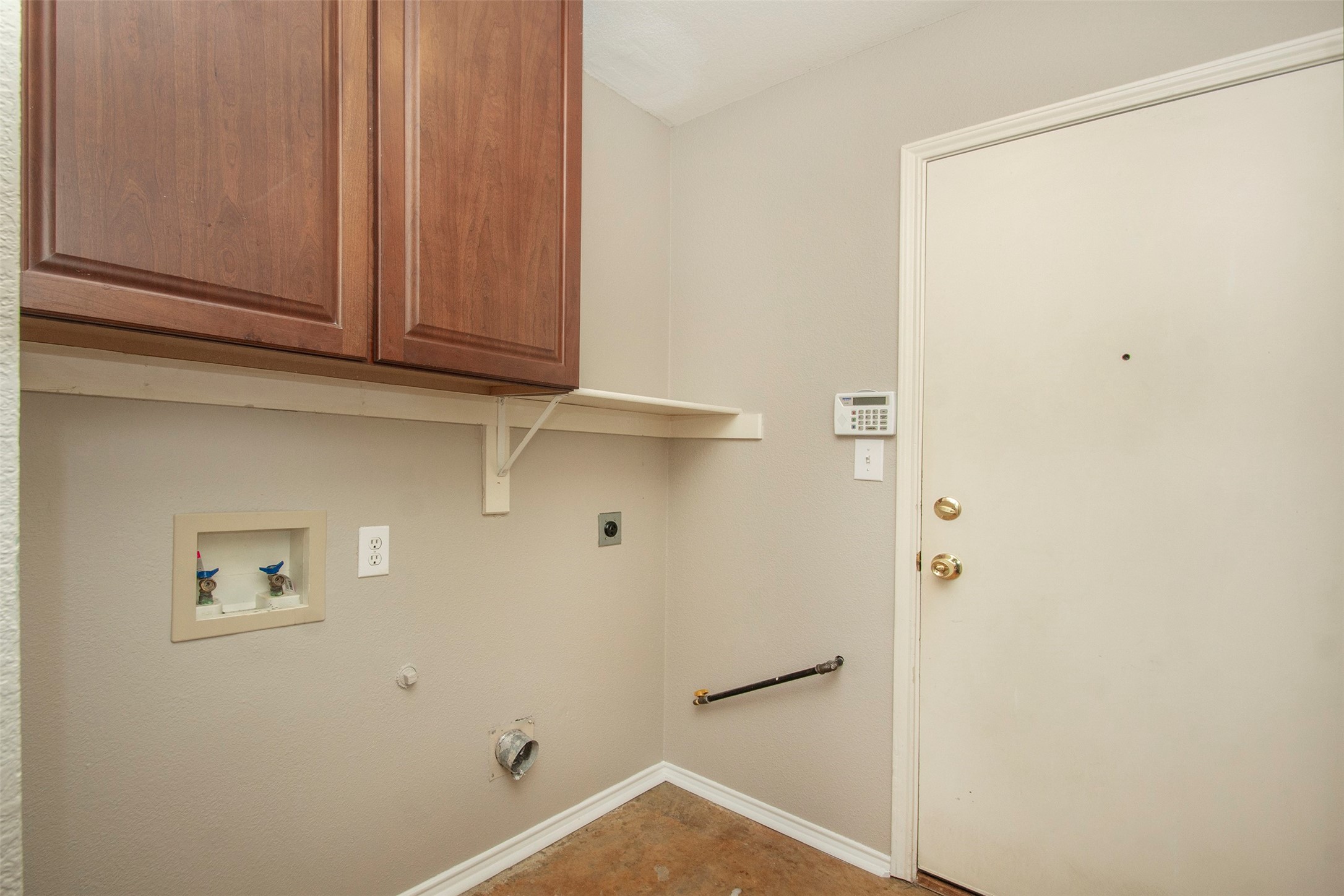 6604 Marquette Circle