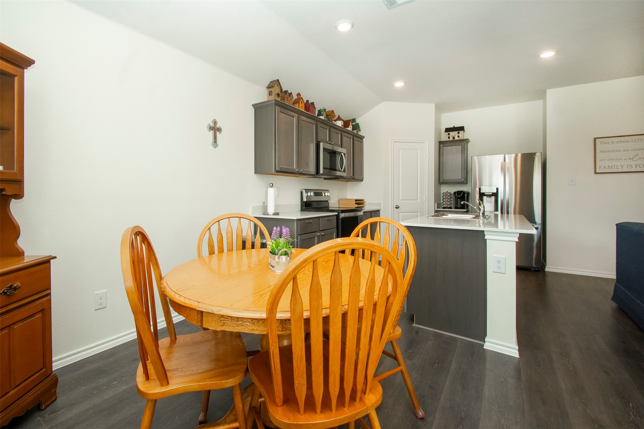 700 Windrow Drive