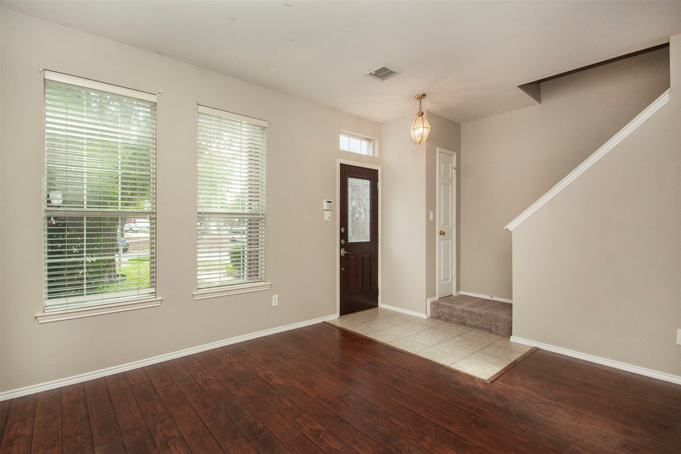 6604 Marquette Circle