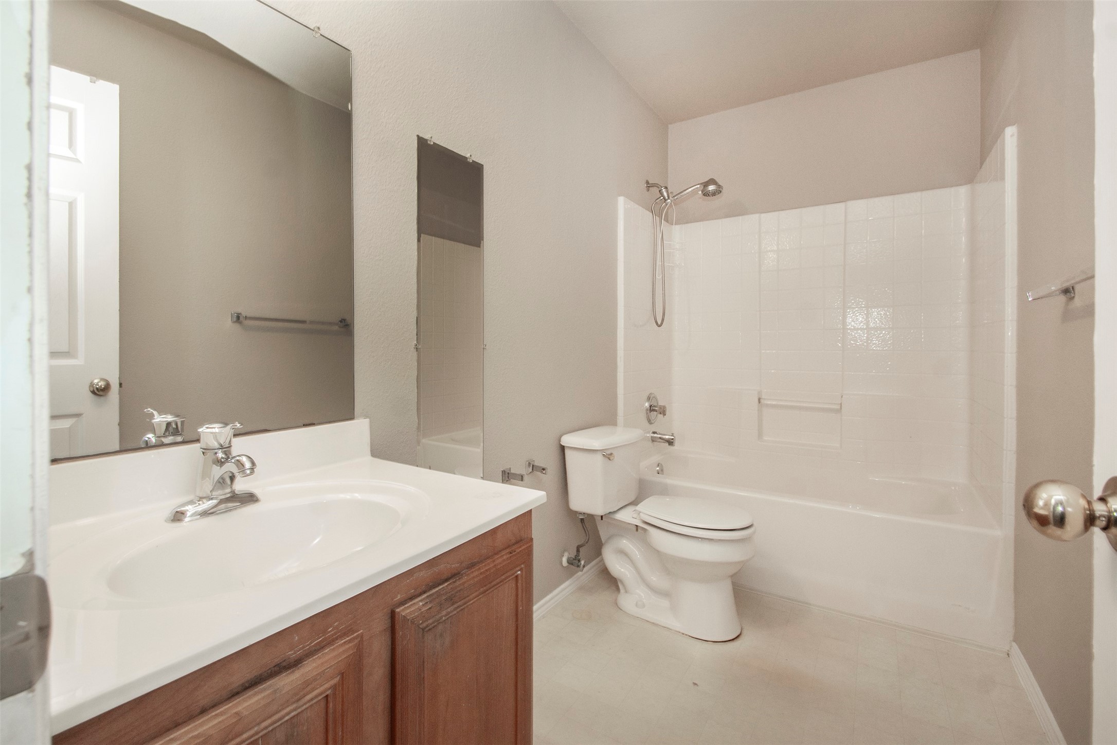 6604 Marquette Circle