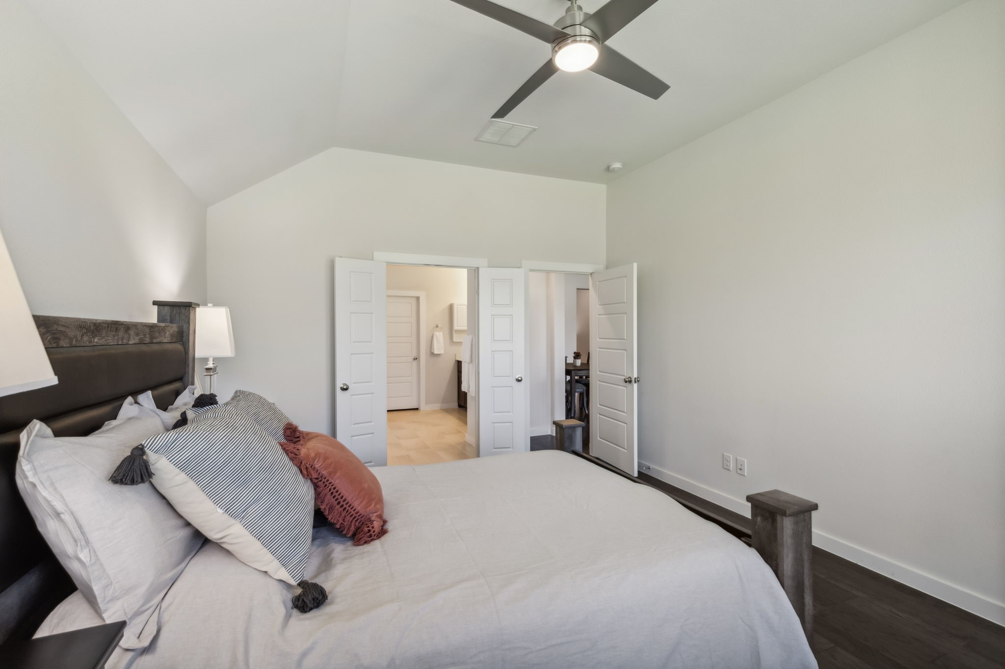 1315 Divine Rose Way