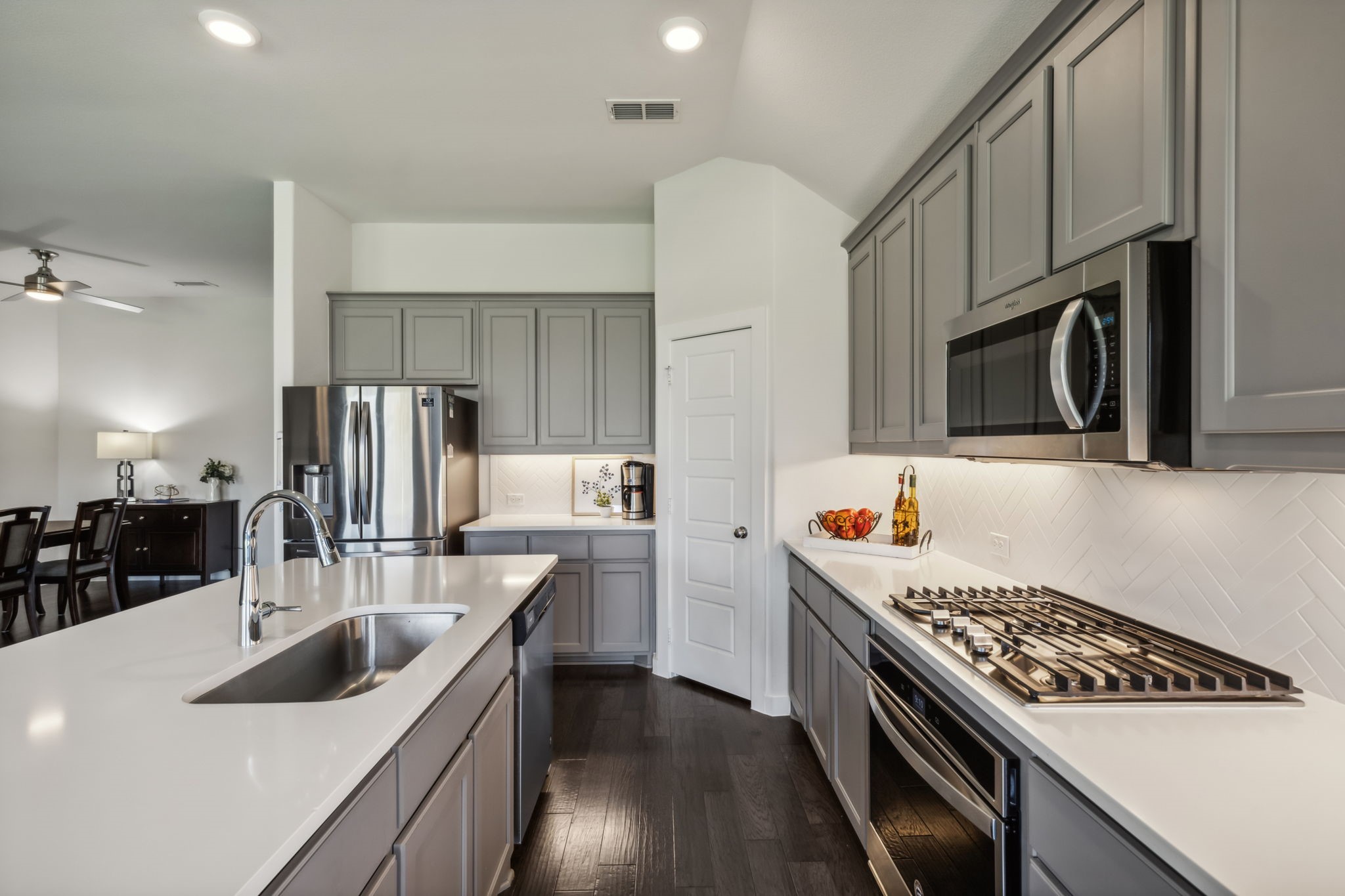 1315 Divine Rose Way