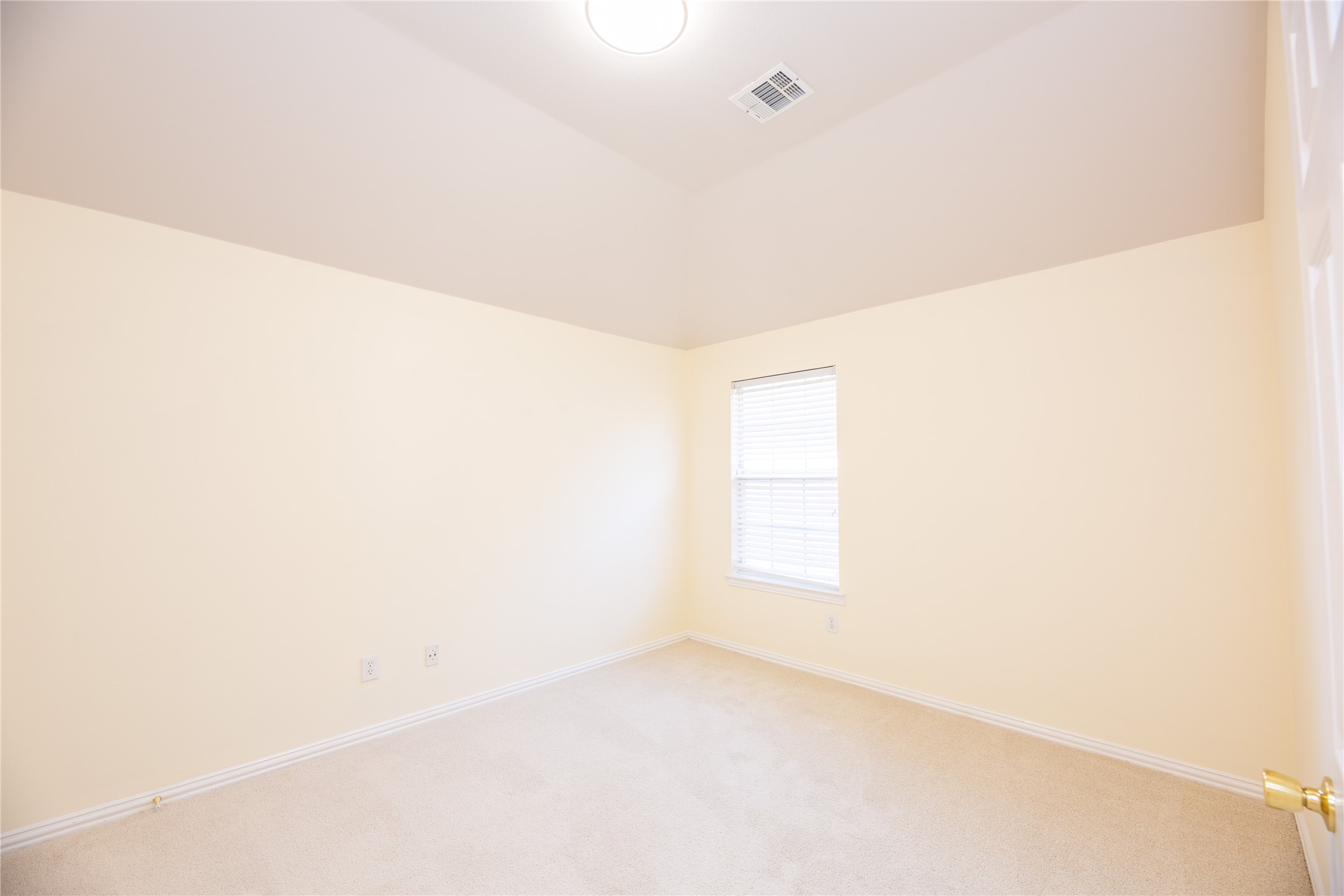 2033 Londonderry Drive