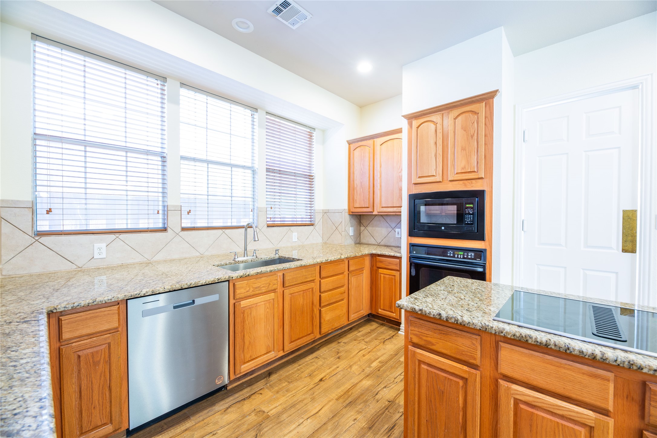 2033 Londonderry Drive