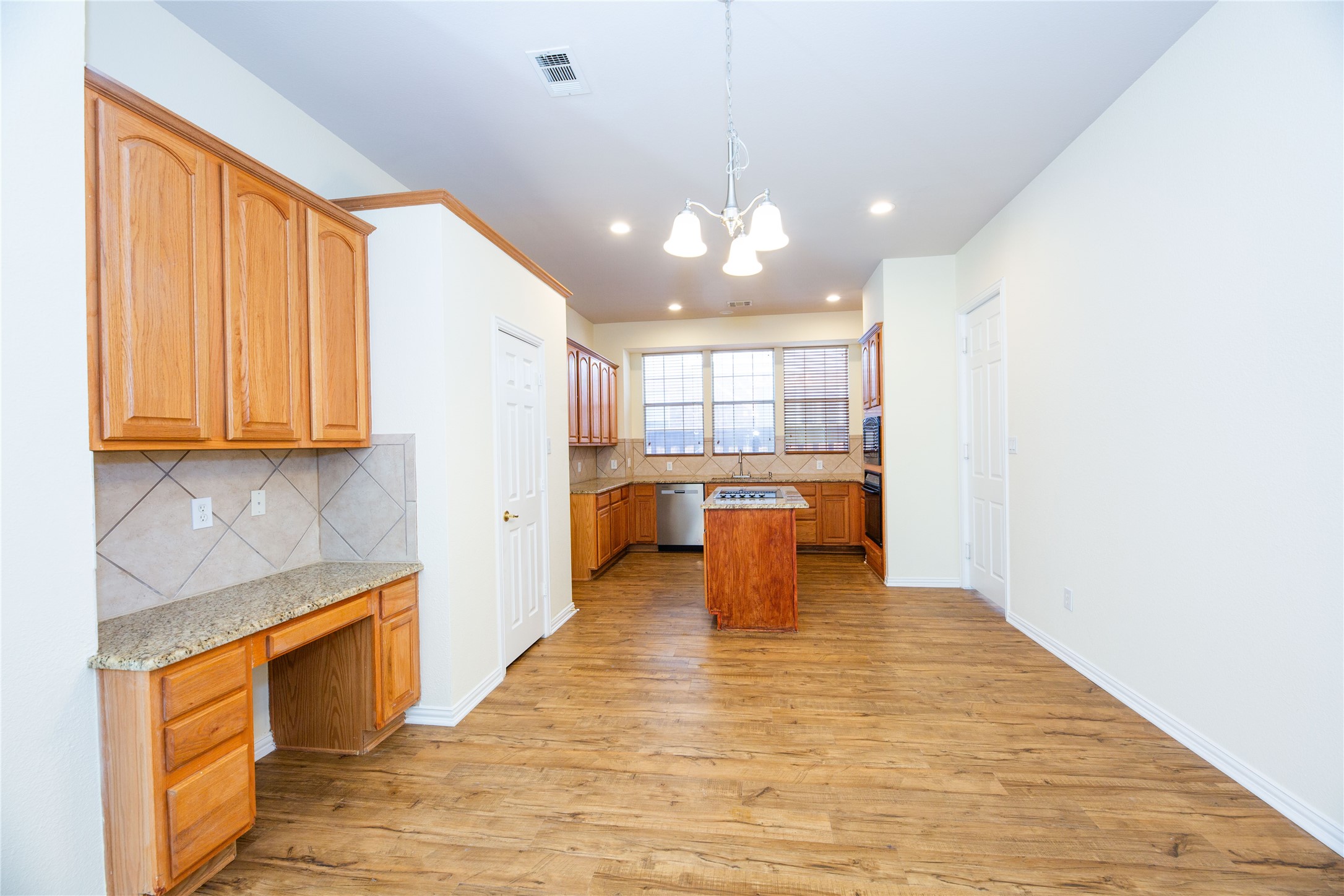 2033 Londonderry Drive