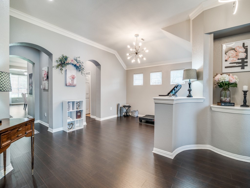 958 Briar Oaks Drive