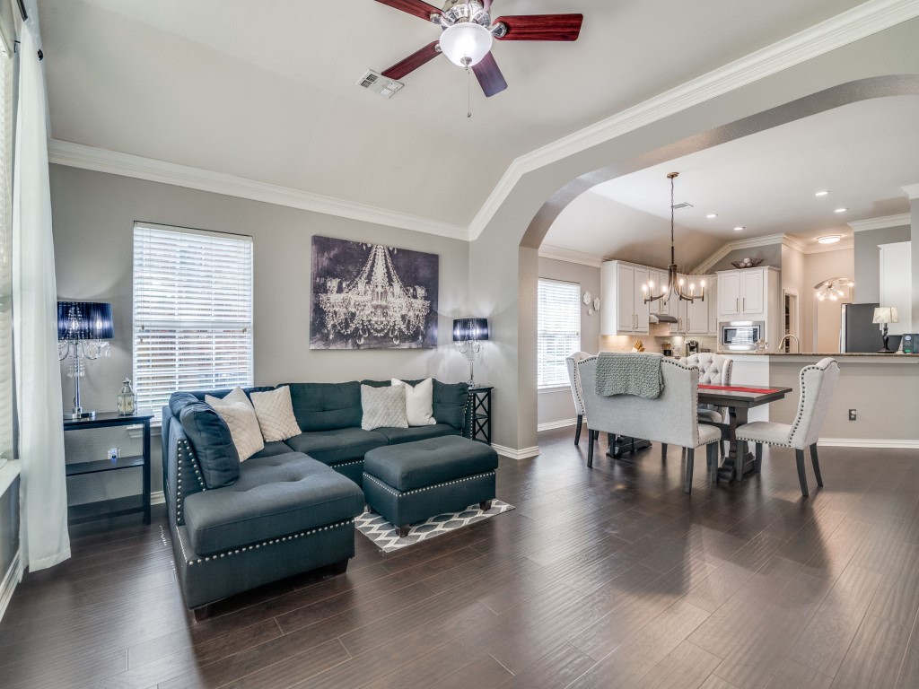 958 Briar Oaks Drive