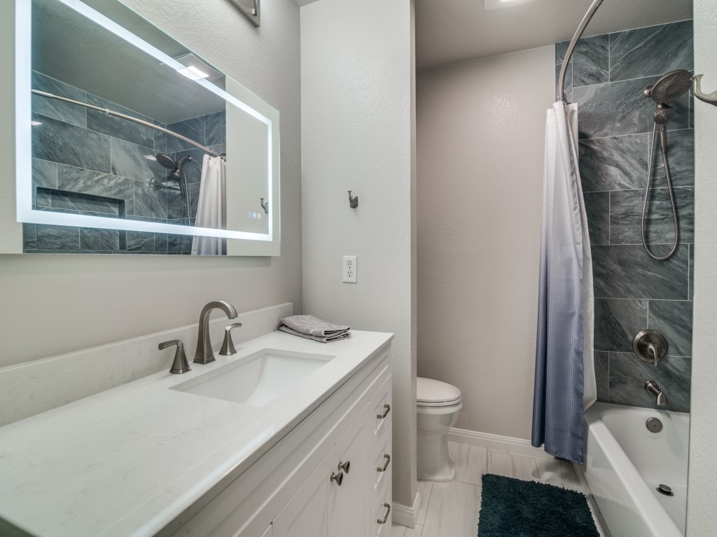 958 Briar Oaks Drive