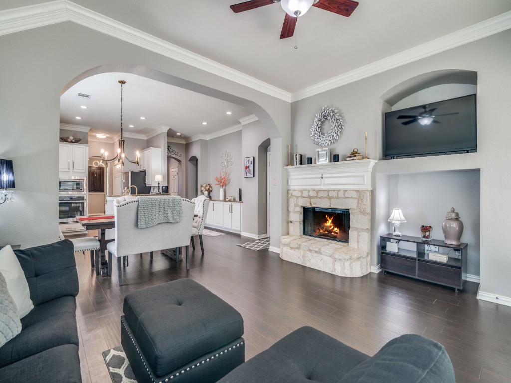 958 Briar Oaks Drive