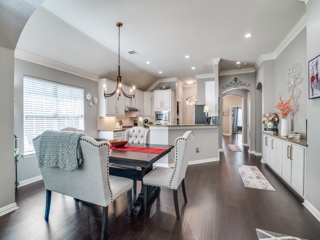958 Briar Oaks Drive