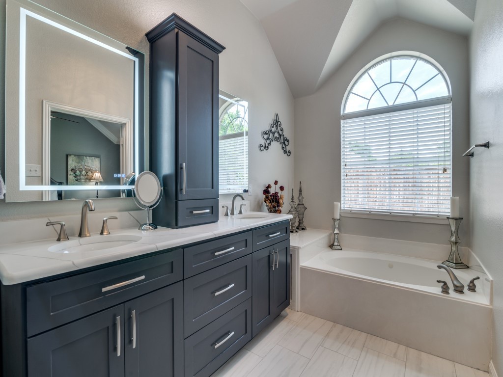 958 Briar Oaks Drive
