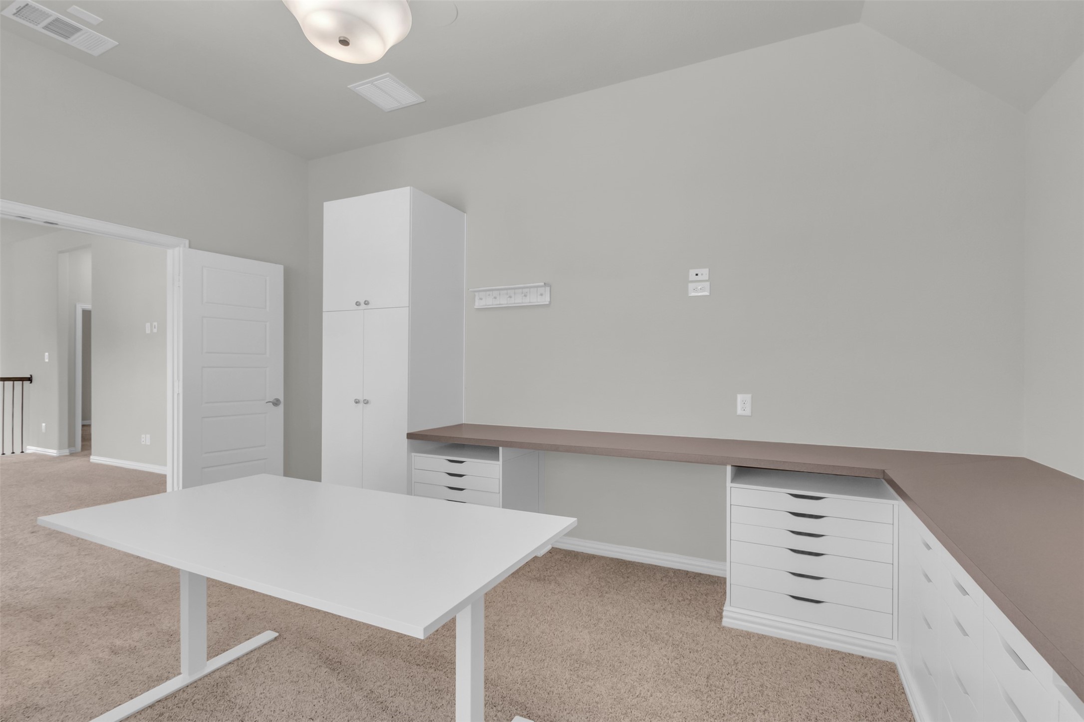 2409 Cross Oak Place