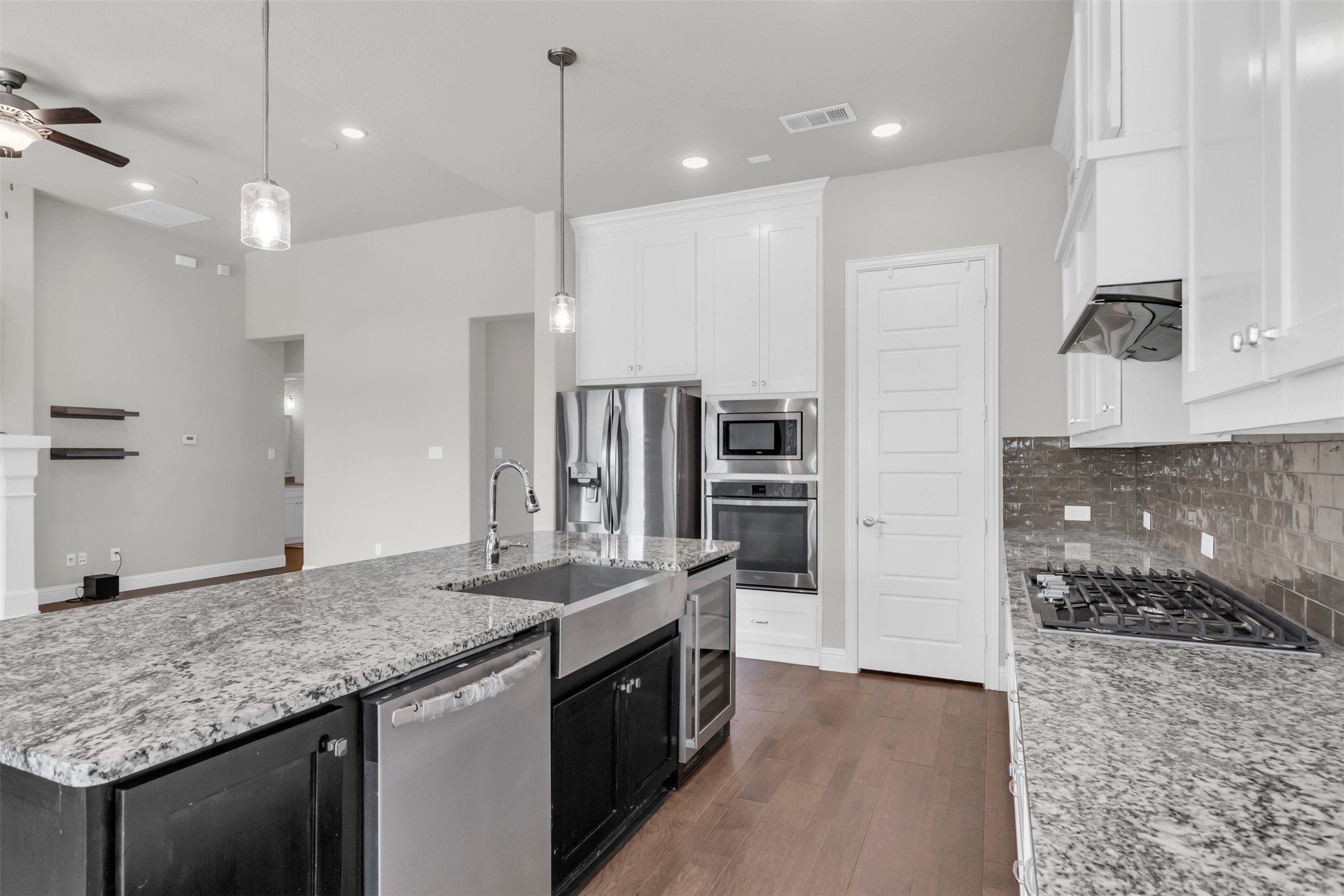 2409 Cross Oak Place