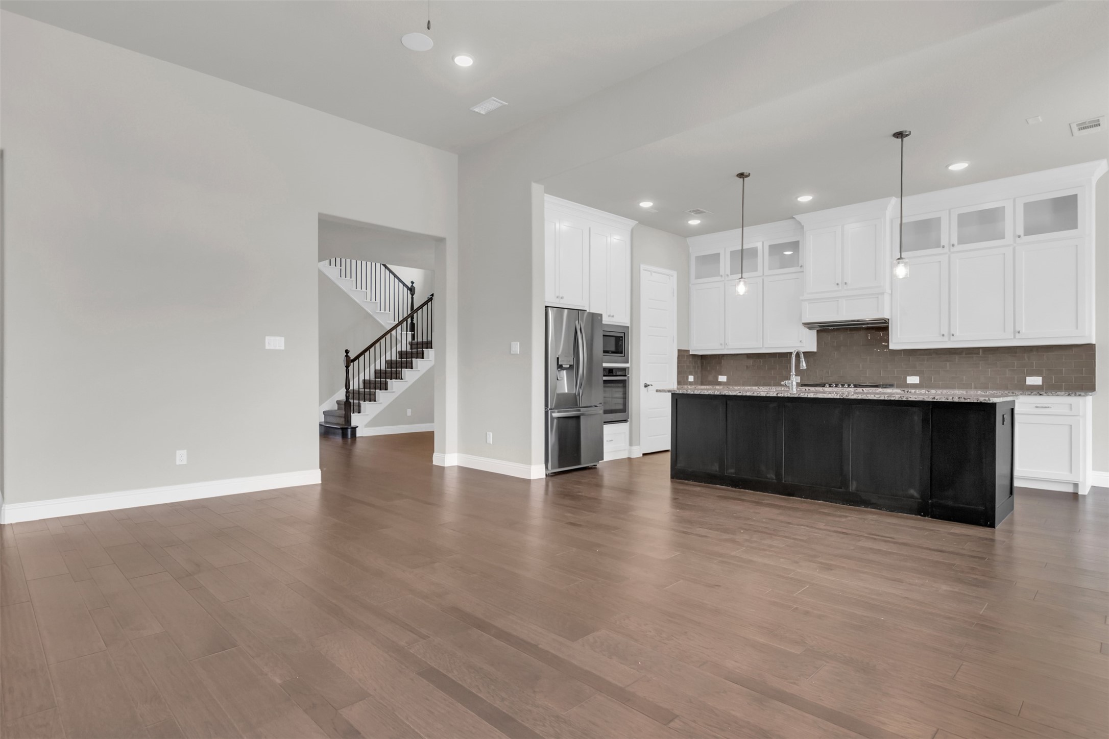 2409 Cross Oak Place