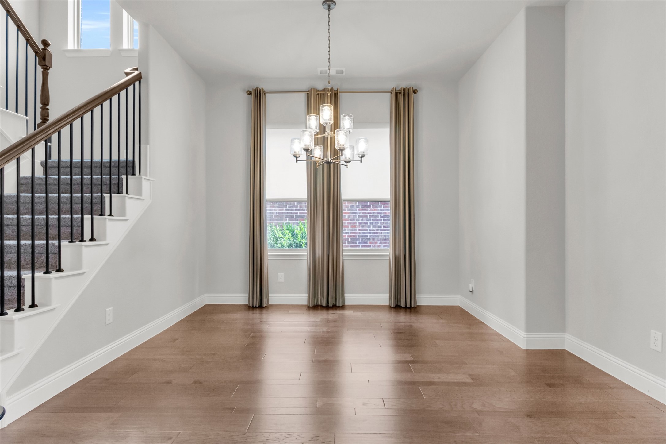 2409 Cross Oak Place