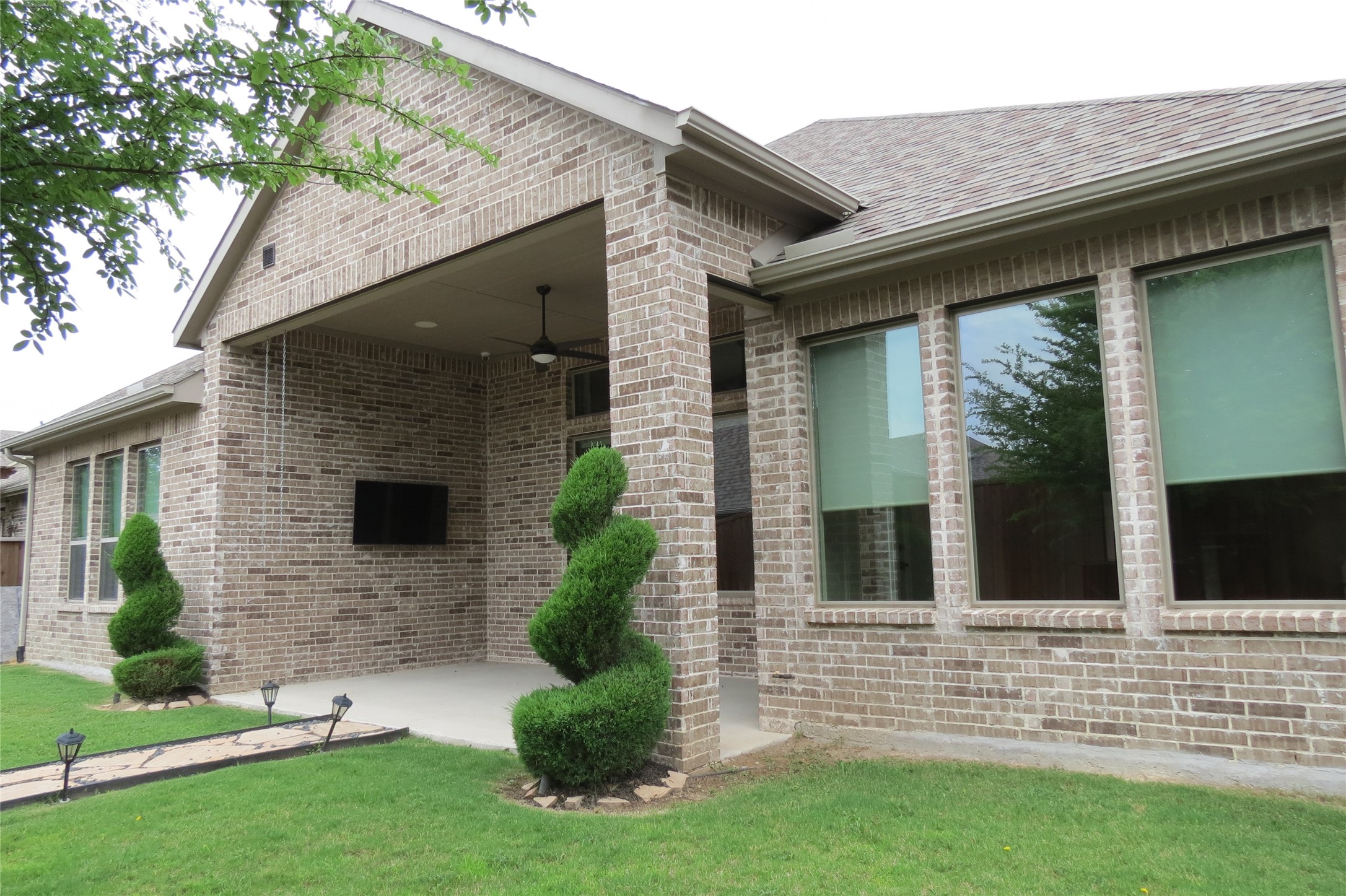 2409 Cross Oak Place