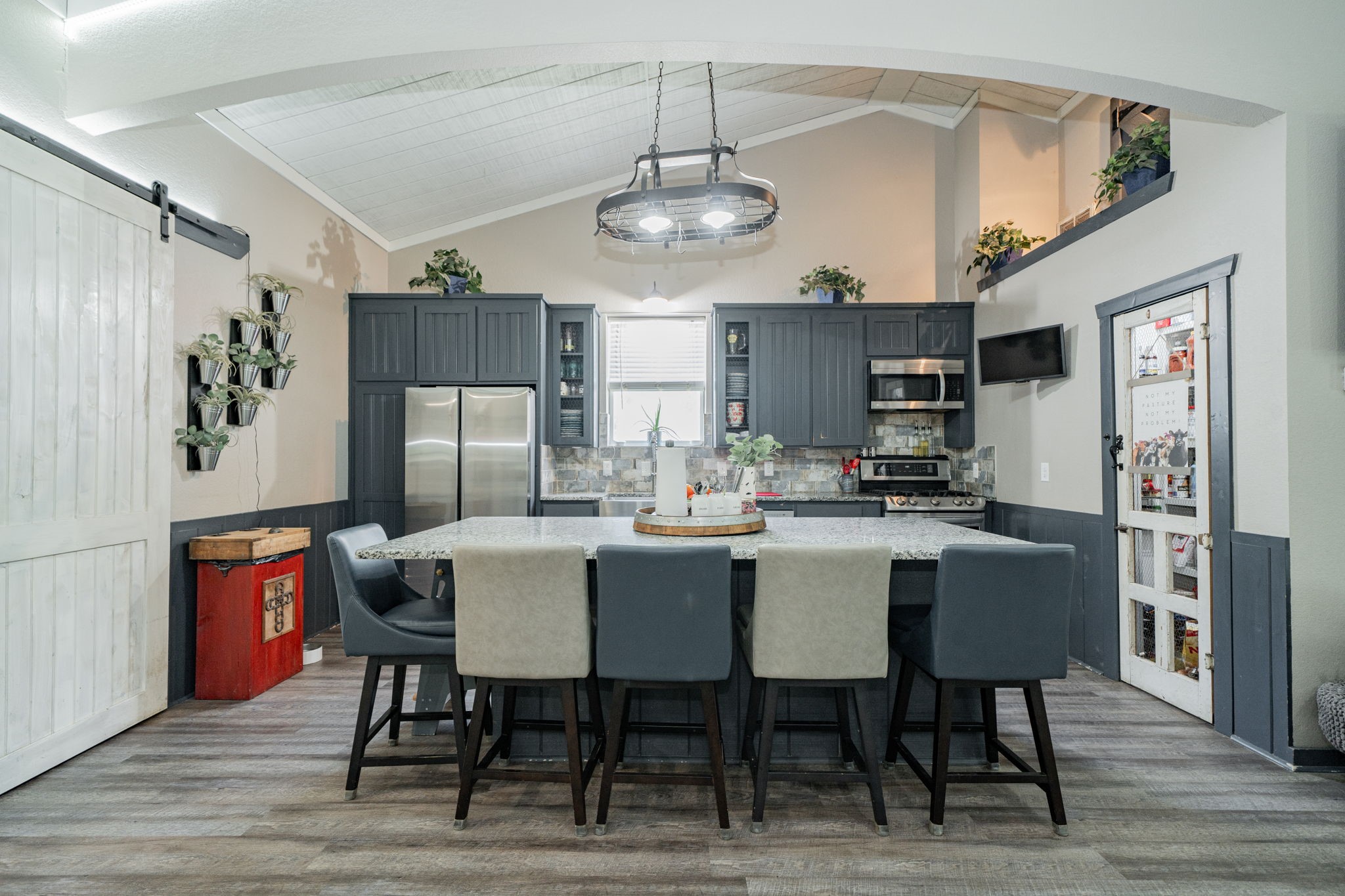 1047 County Road 5025